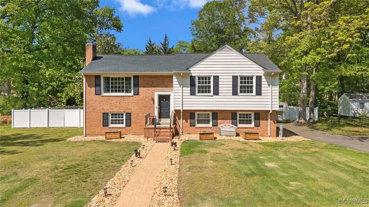 Property Photo: 10220 W Huguenot Road VA 23235