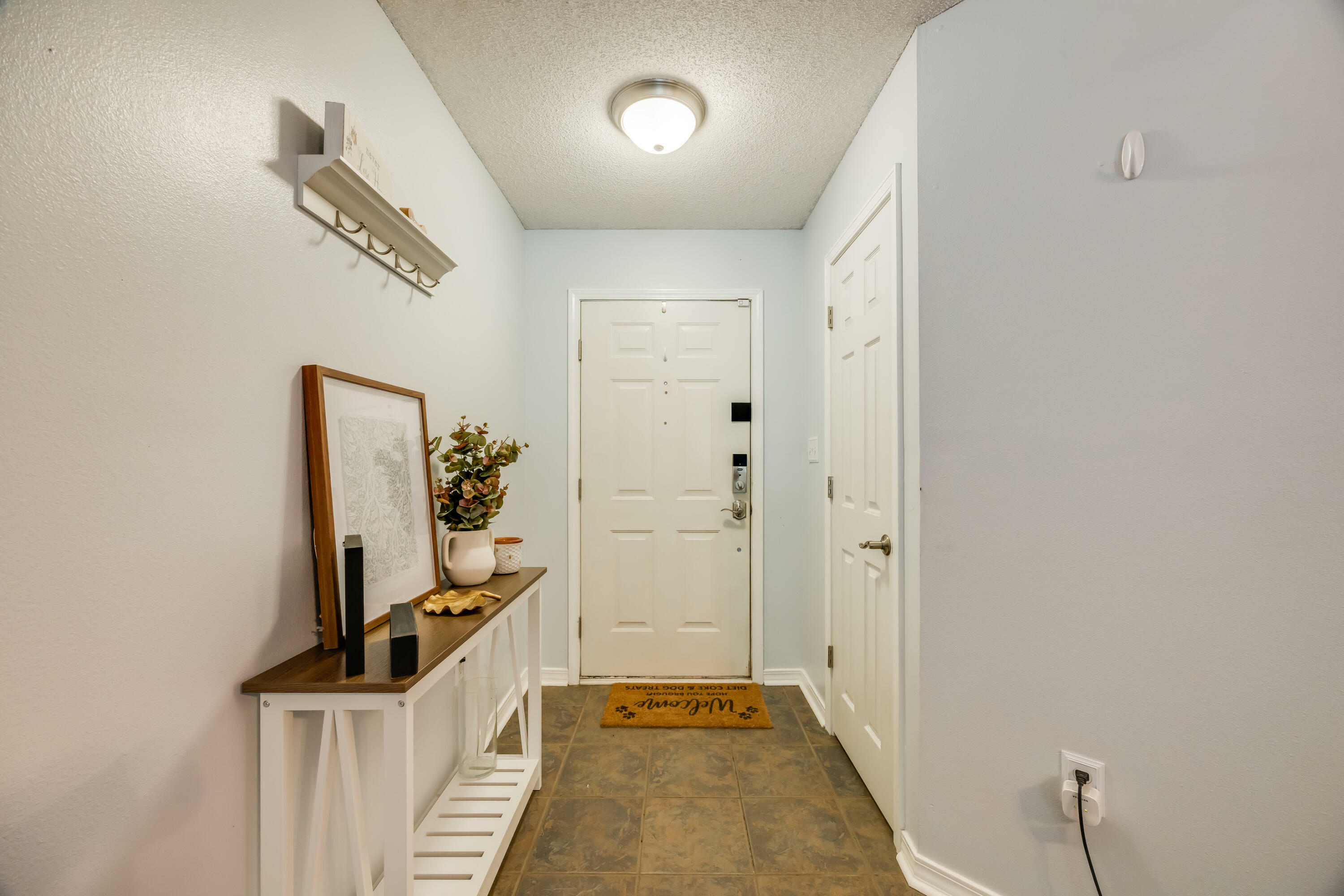 Property Photo: 2810 Atoka Trail FL 32539