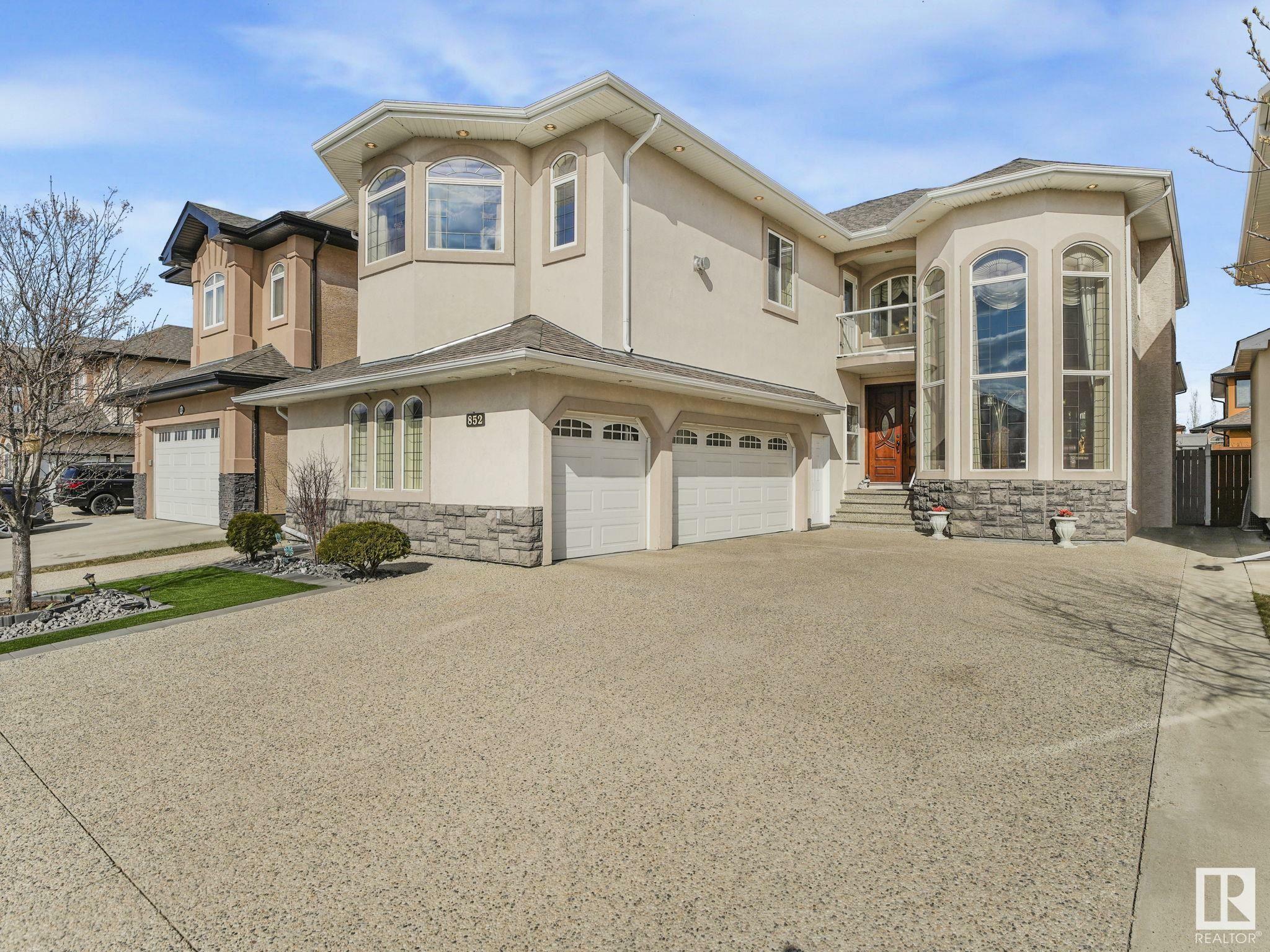 Property Photo: 852 Wildwood Crescent NW AB T6T 0M1
