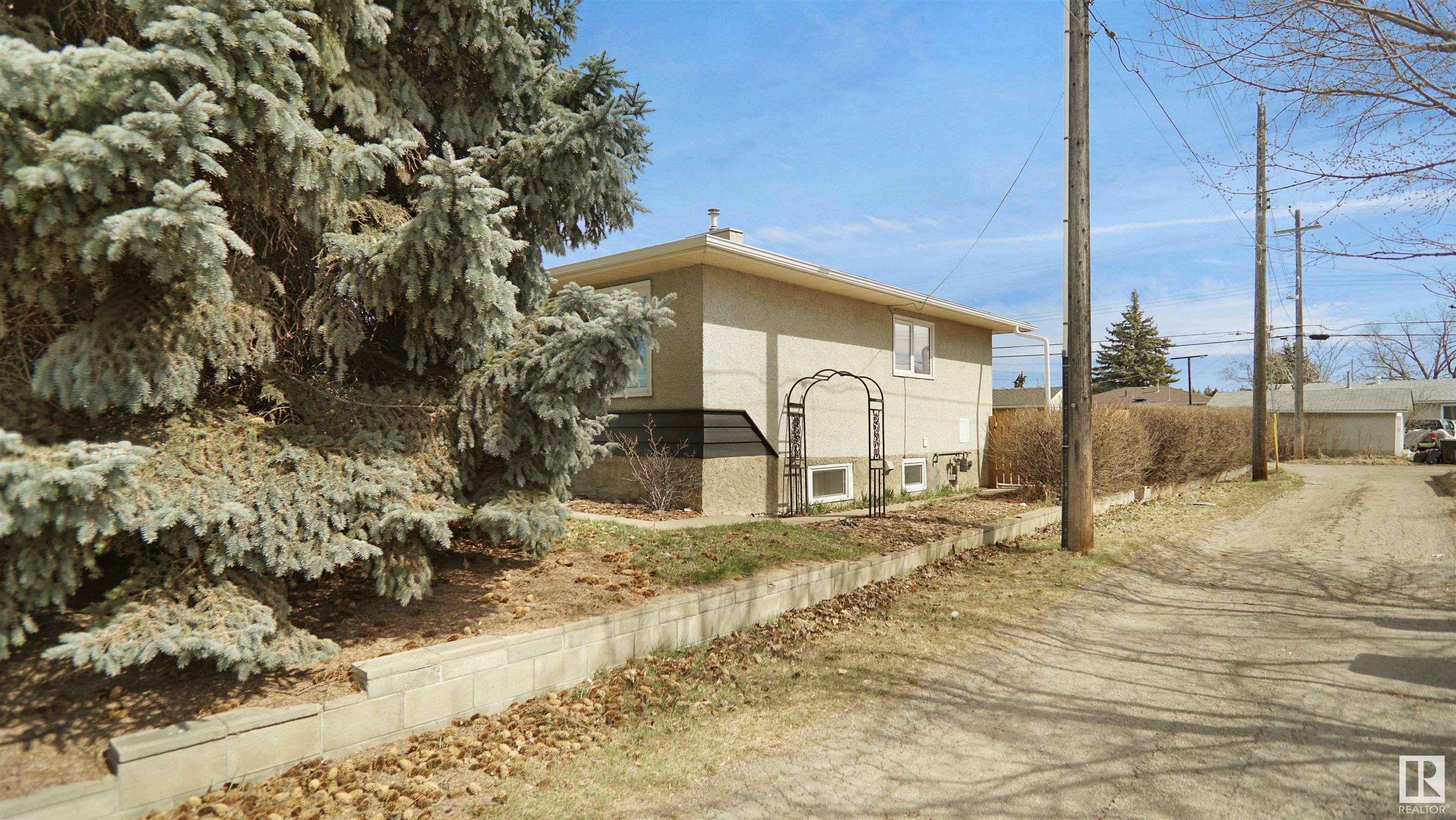 Property Photo: 12815 79 Street NW AB T5C 1J1