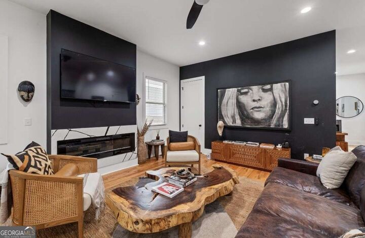 Property Photo: 210 Locust Street NE GA 30317