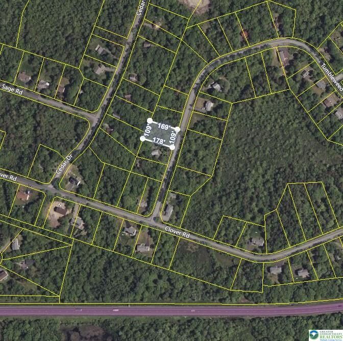 Property Photo: 302 Traverse Road PA 18328