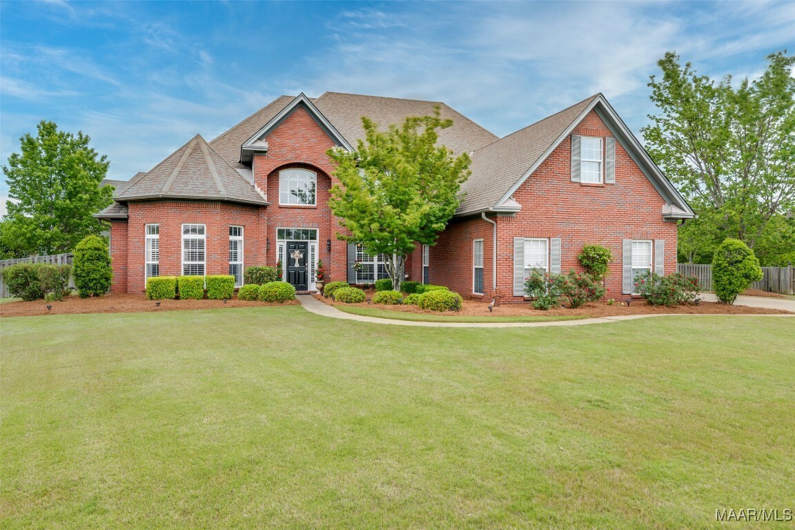 Property Photo: 8207 Stonewall Court AL 36116