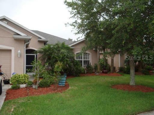 Property Photo:  2811 Suncoast Lakes Boulevard  FL 33980 