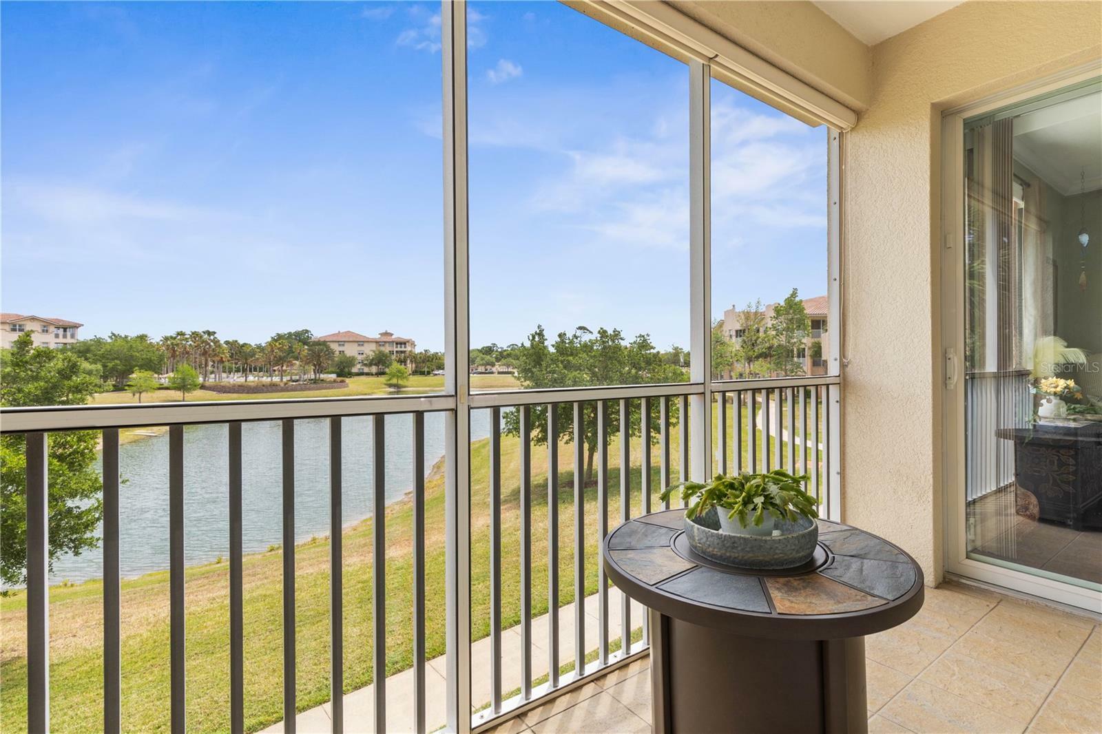 Property Photo: 75 Riverview Bend S 1624 FL 32137