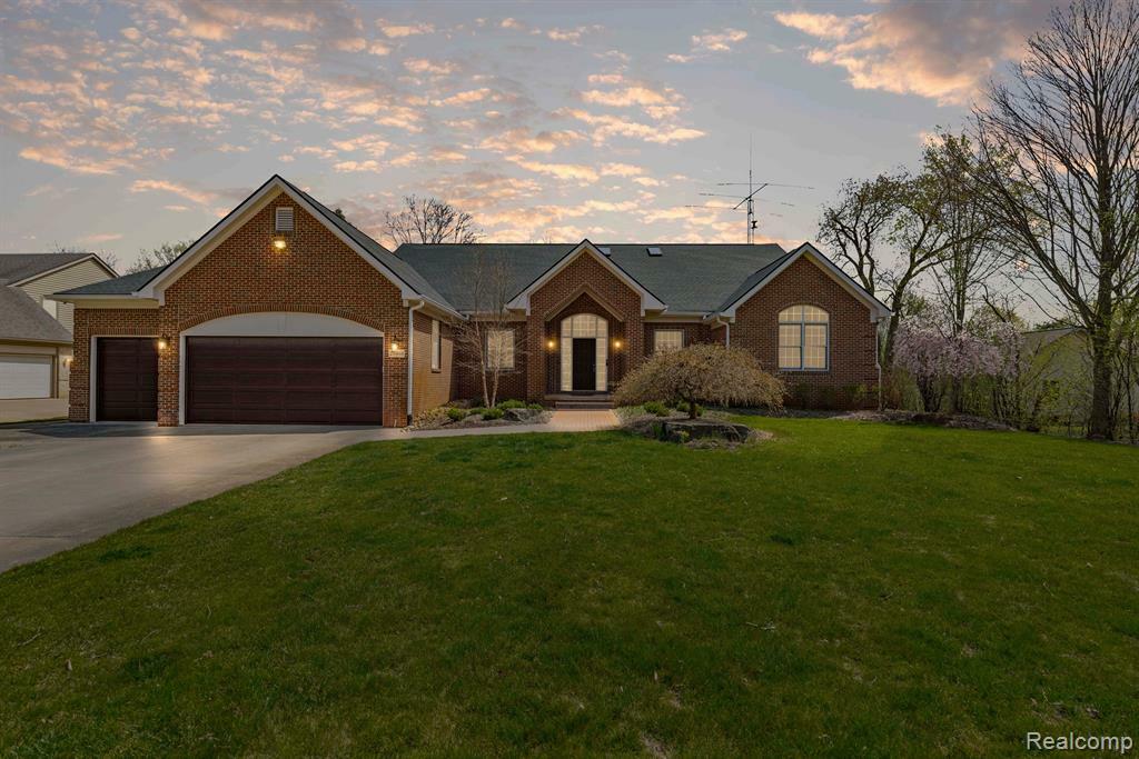 Property Photo: 28468 Schroeder Street MI 48331 3105