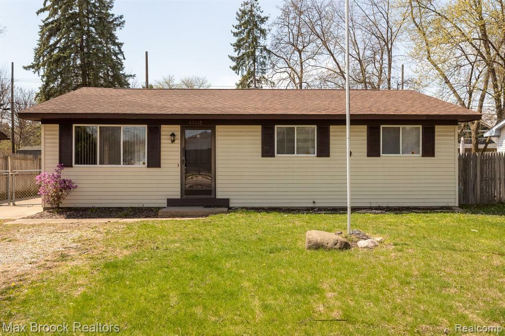 47445 Dequindre Road  Rochester Hills MI 48307 4813 photo