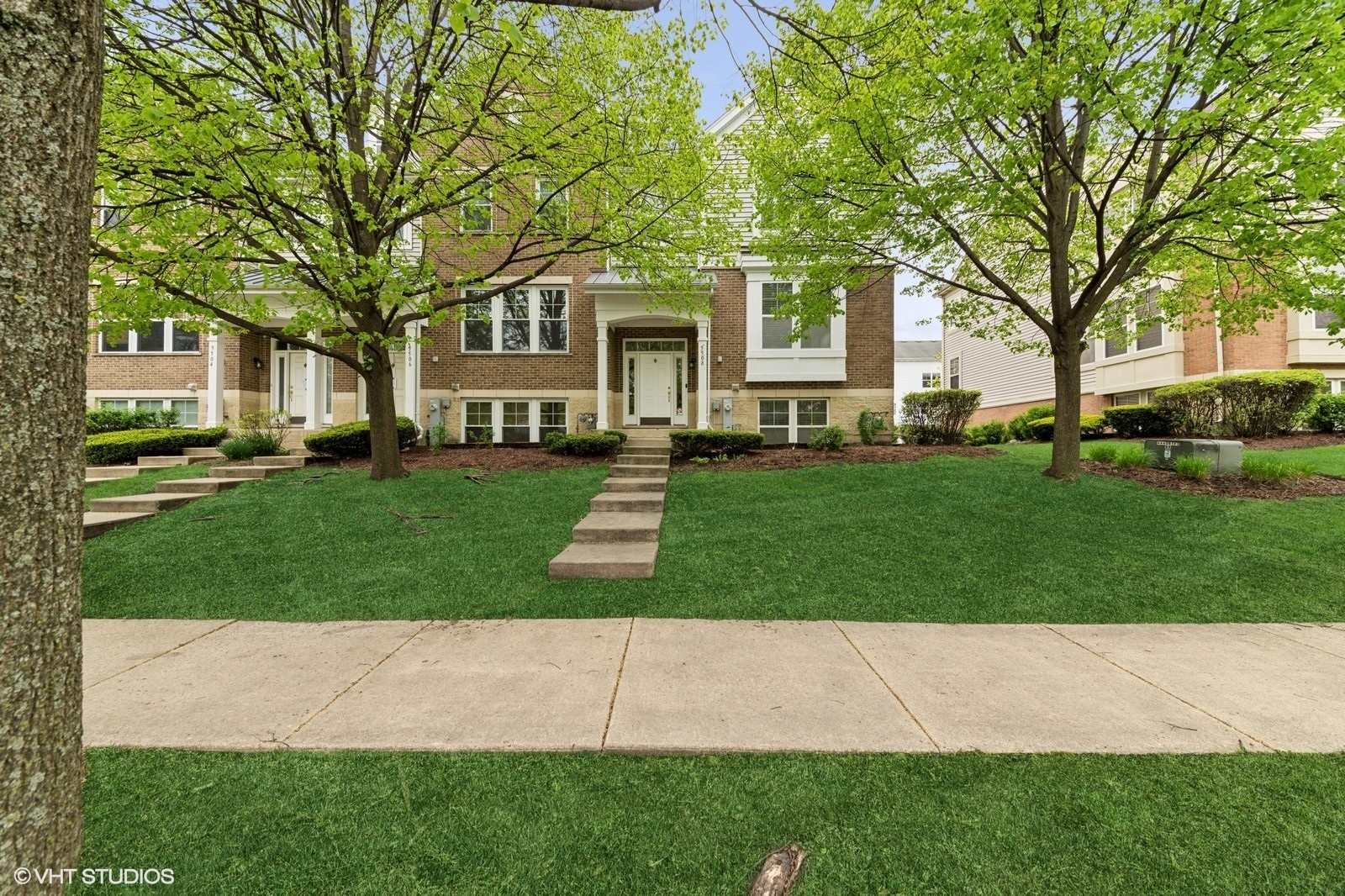 Property Photo: 5508 Cloverdale Road IL 60133