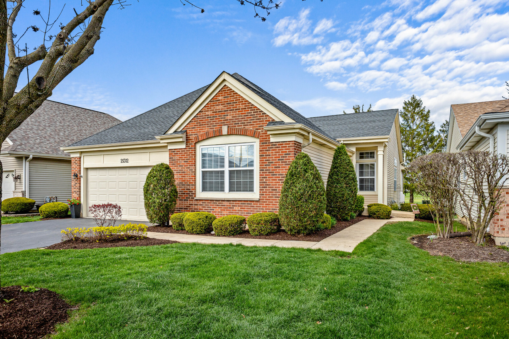 Property Photo: 21312 W Redwood Drive IL 60544