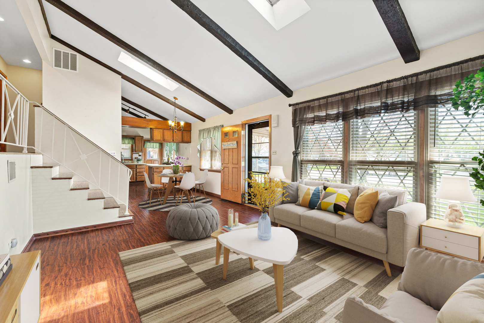 Property Photo: 308 E Medill Avenue IL 60164