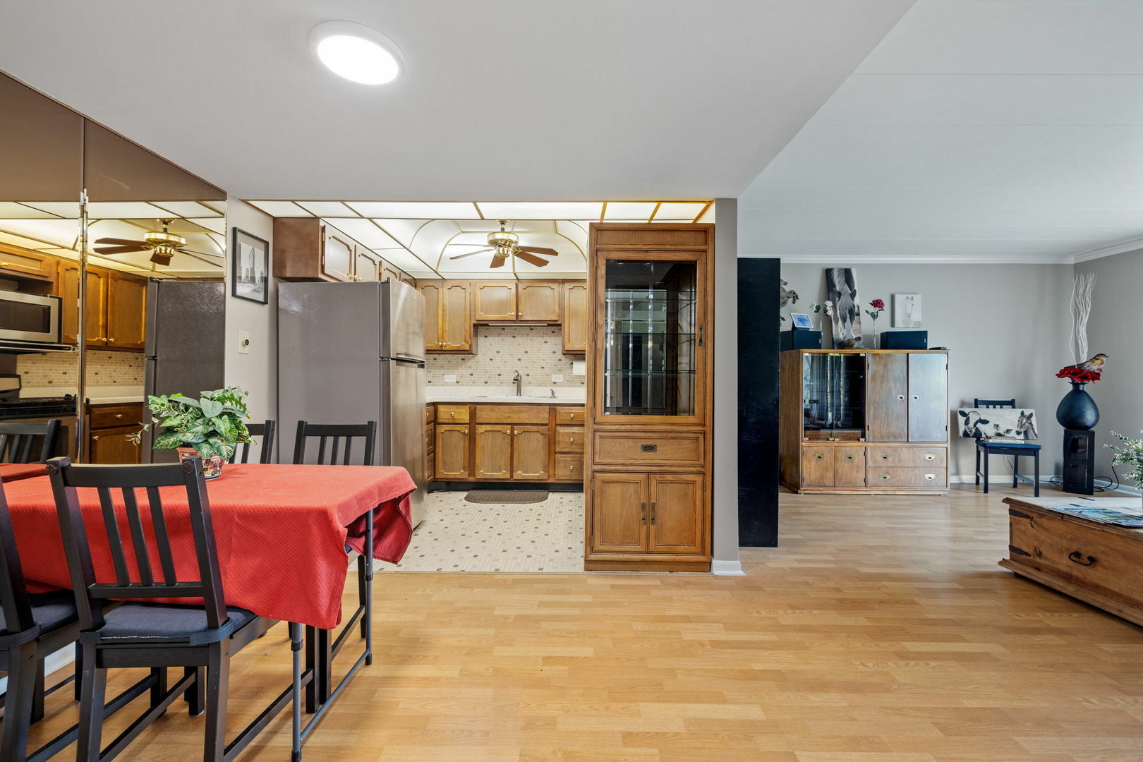 Property Photo: 5540 Walnut Avenue 22C IL 60515