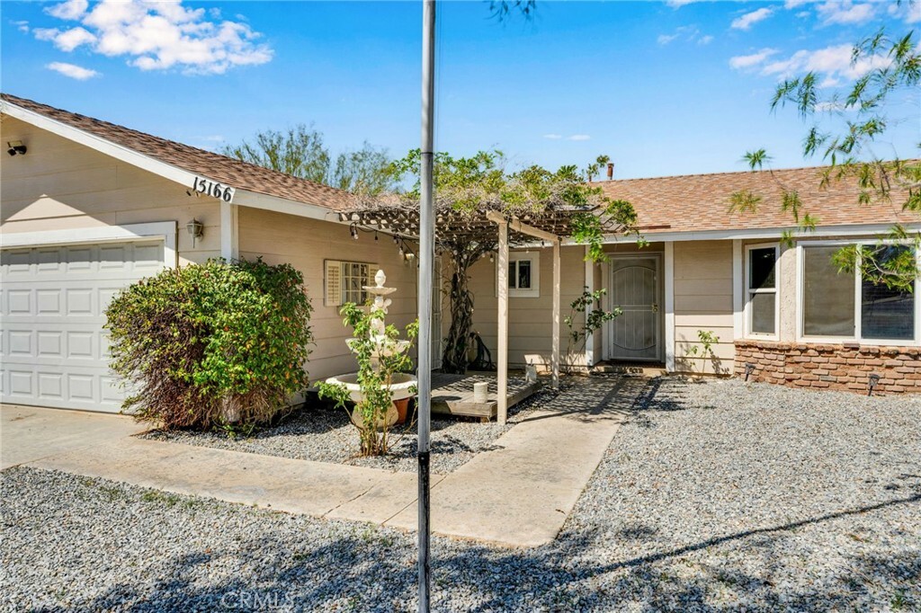 Property Photo:  15166 Haddington Way  CA 92394 