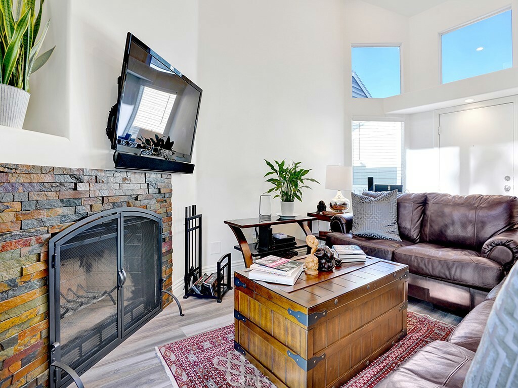 Property Photo: 3007 Croyden Bay CA 92626