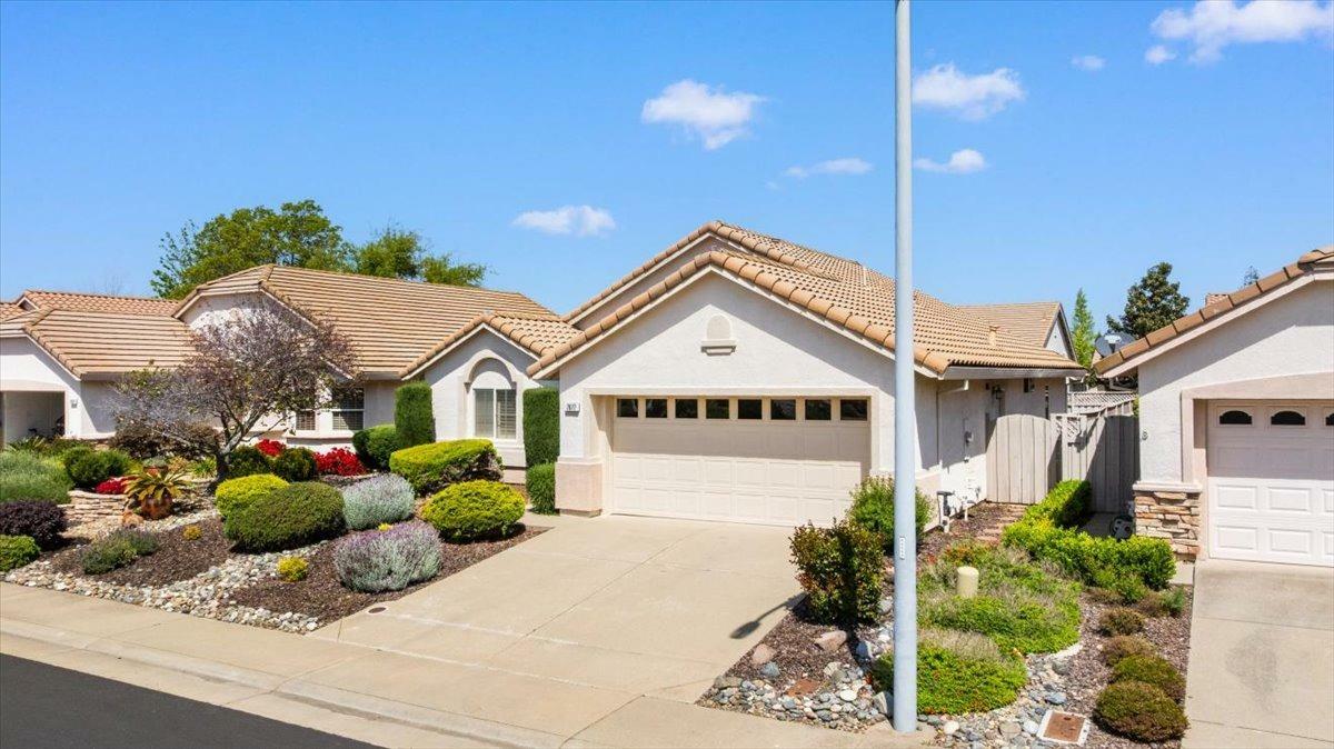 Property Photo: 7677 Timberrose Way CA 95747