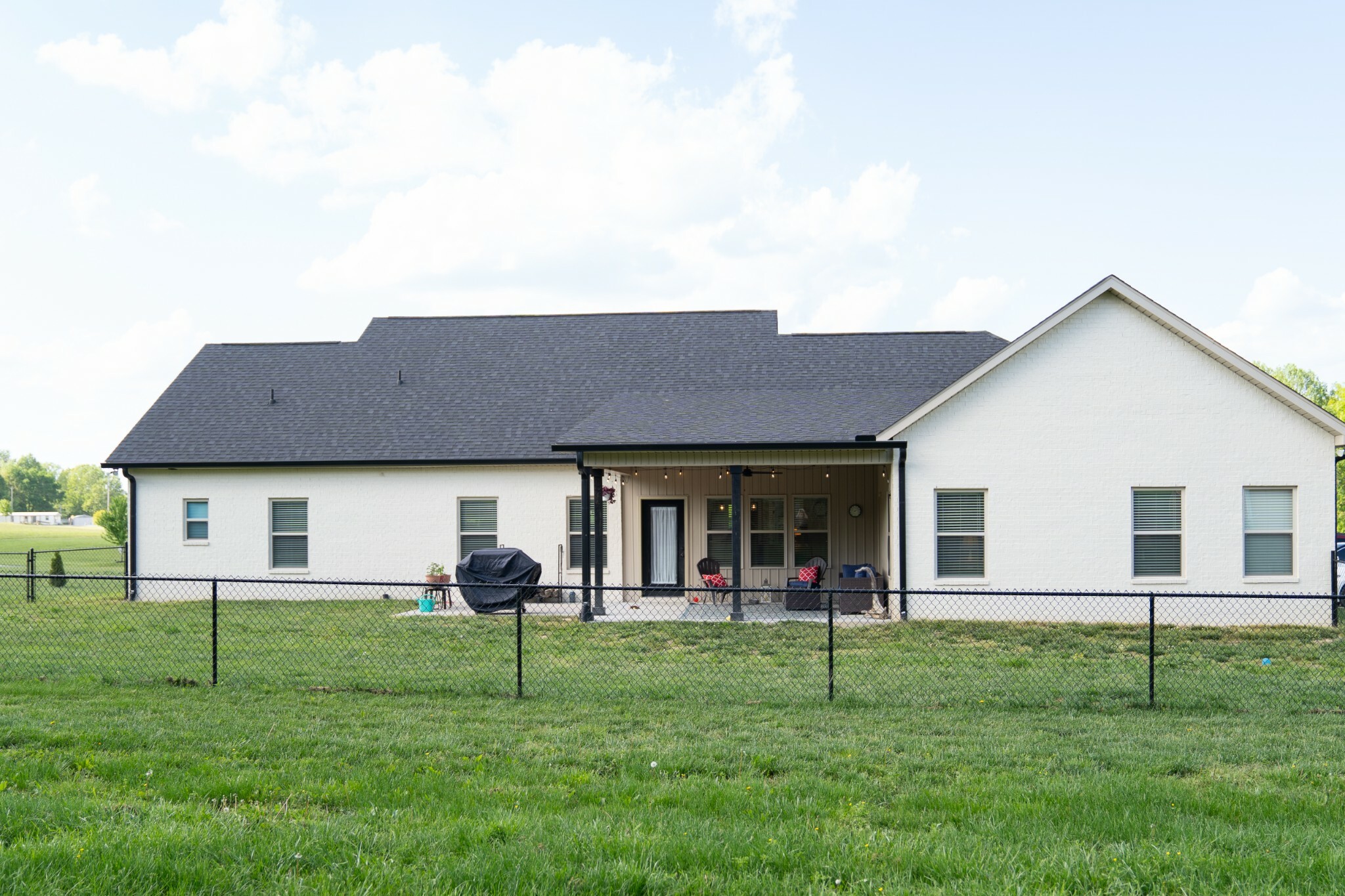 Property Photo: 1434 Siloam Church Rd TN 37186