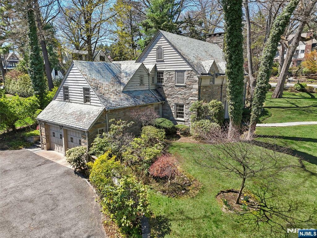 Property Photo: 218 Madison Place NJ 07450