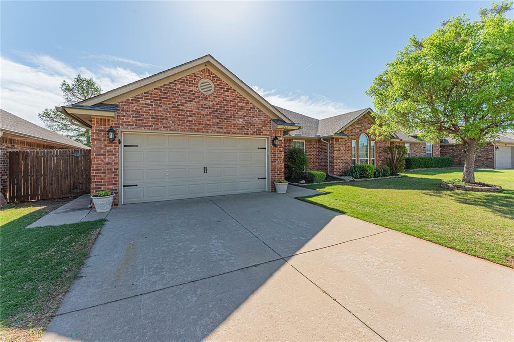 Property Photo: 217 Sunrise Drive OK 73099