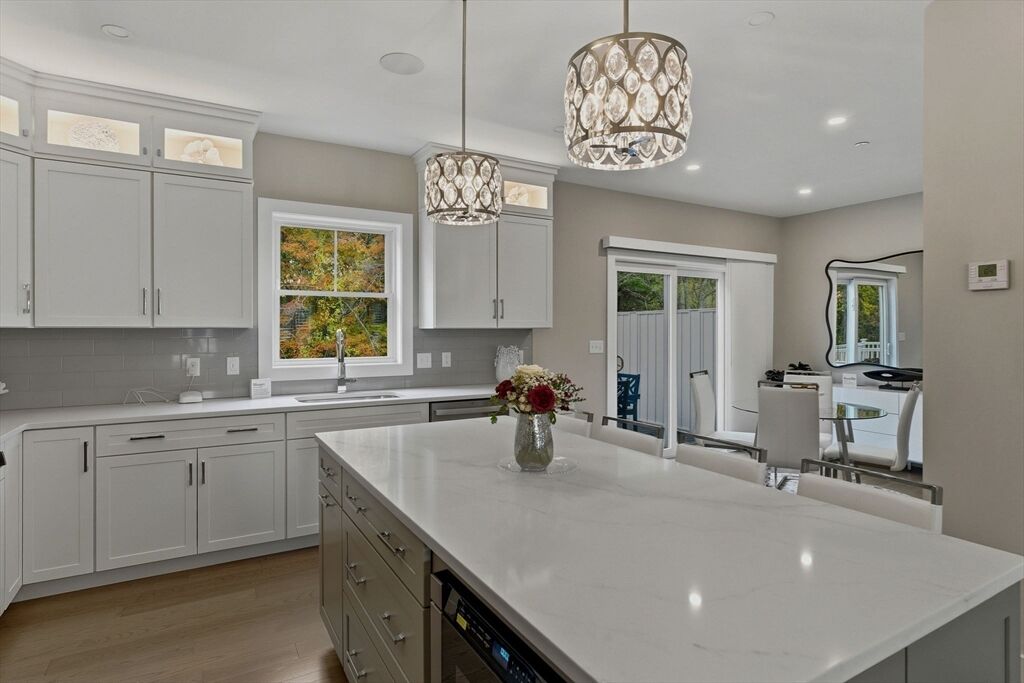 Property Photo: 12 Elise Avenue 6 NH 03053