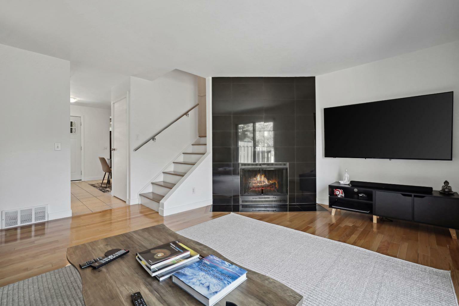 Property Photo: 7172 Coach Hill Road SW 92 AB T3H 1C8