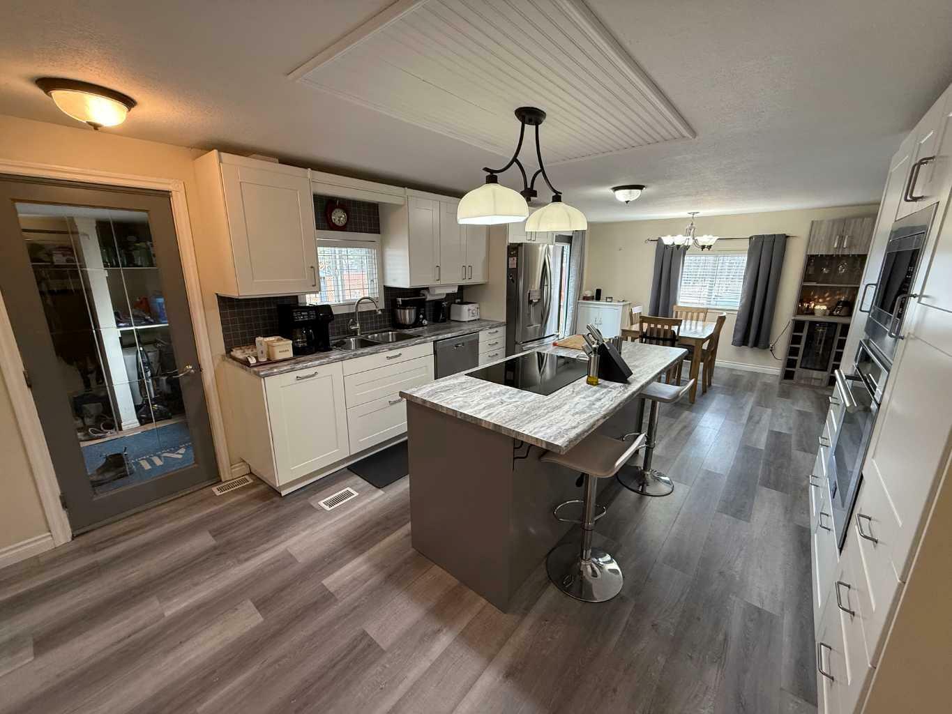 Property Photo: 133 Jarvis Street 253 AB T7V 1R6