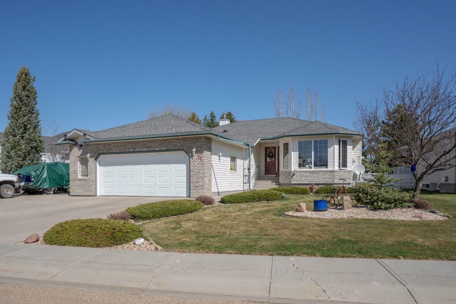 Property Photo: 71 Park Ridge Drive AB T4V 4V2