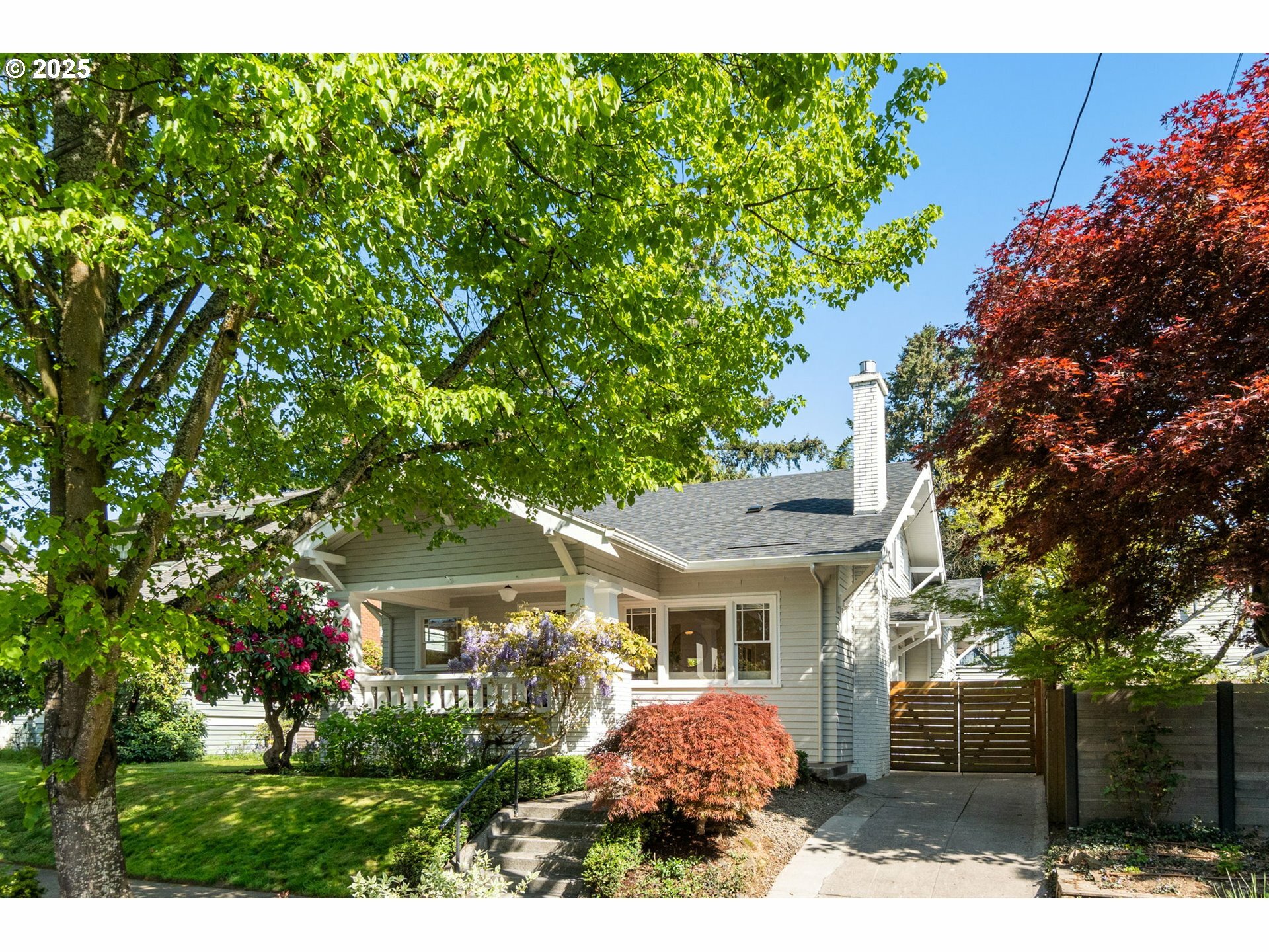 2737 NE Hancock St  Portland OR 97212 photo
