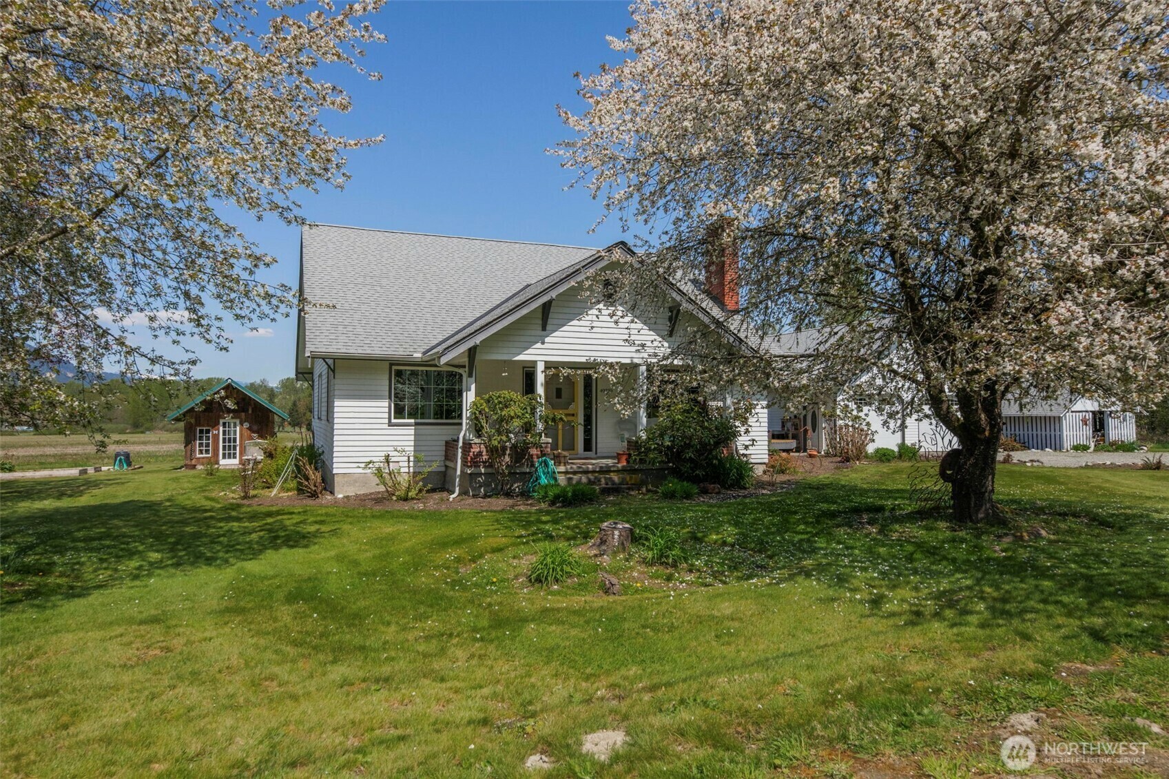 Property Photo: 49729 Sauk Prairie Road WA 98241
