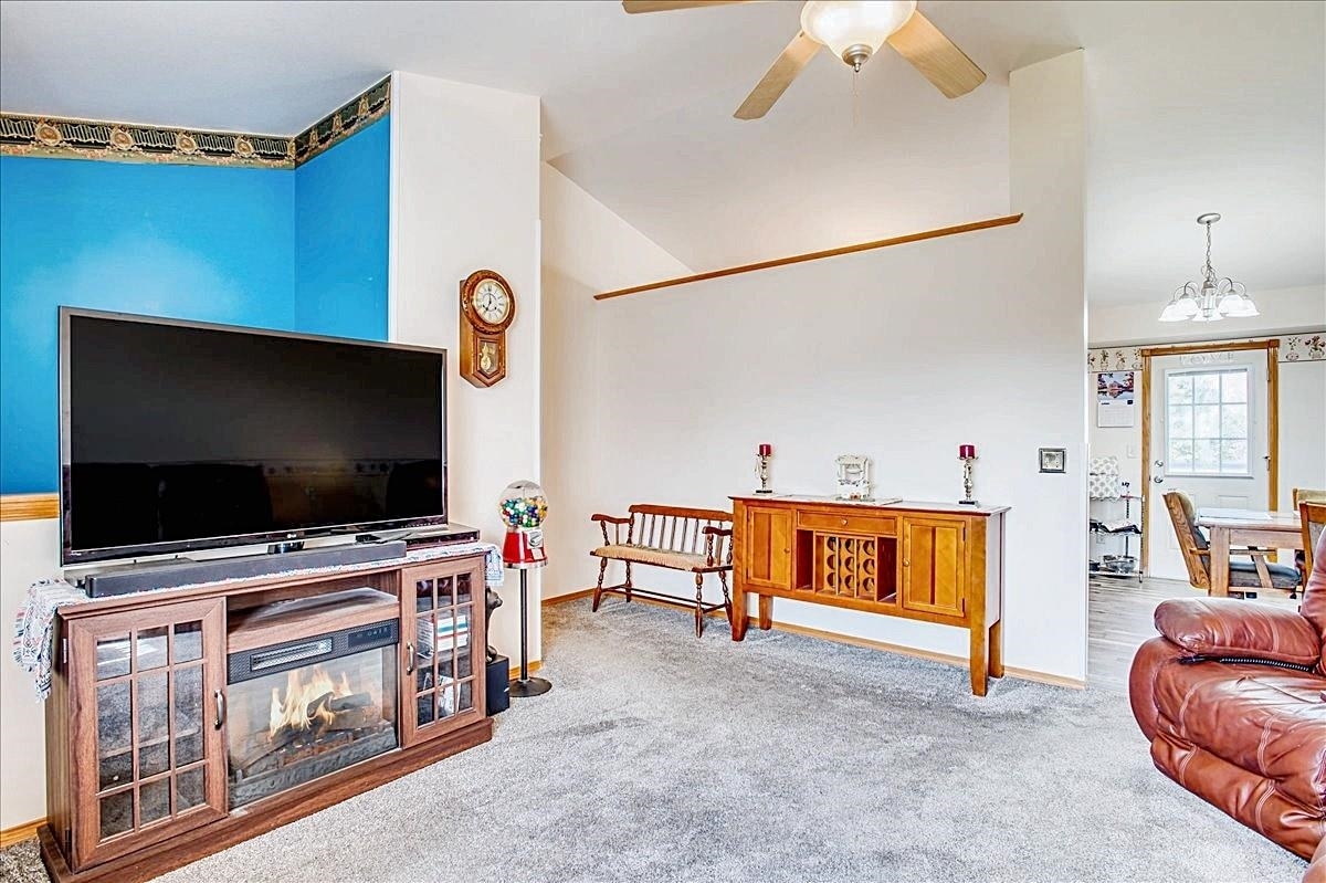 Property Photo: 389 E Riley Ave KS 67060