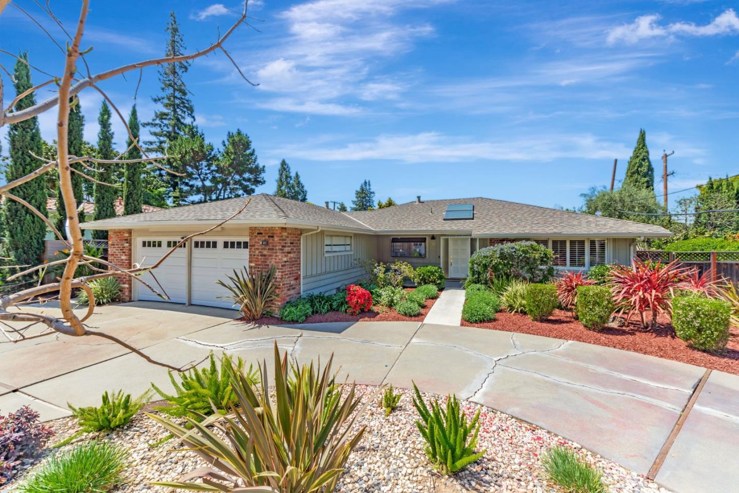 Property Photo: 171 East Creek Drive CA 94025