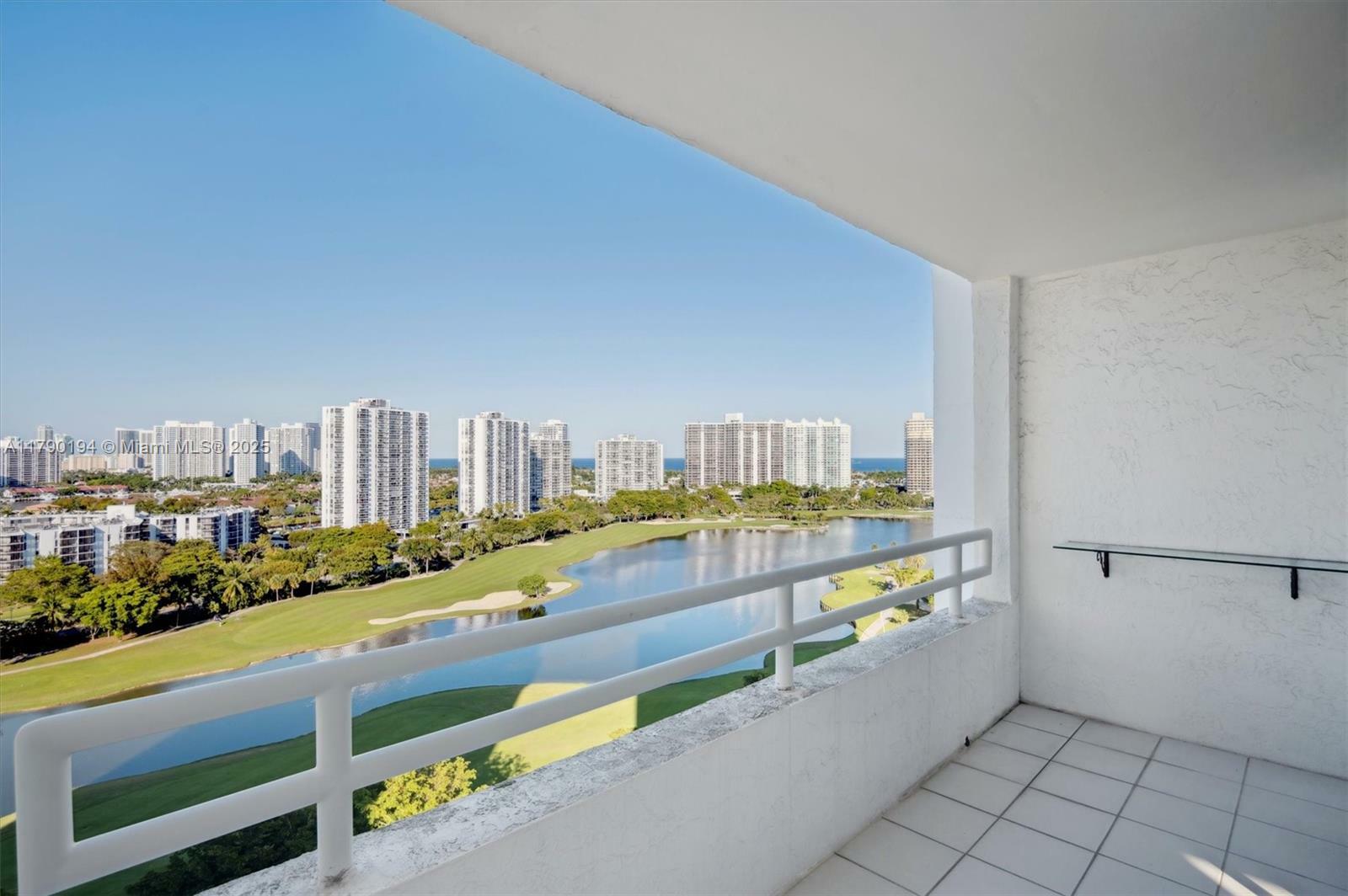 Property Photo: 20355 NE 34th Ct 1828 FL 33180