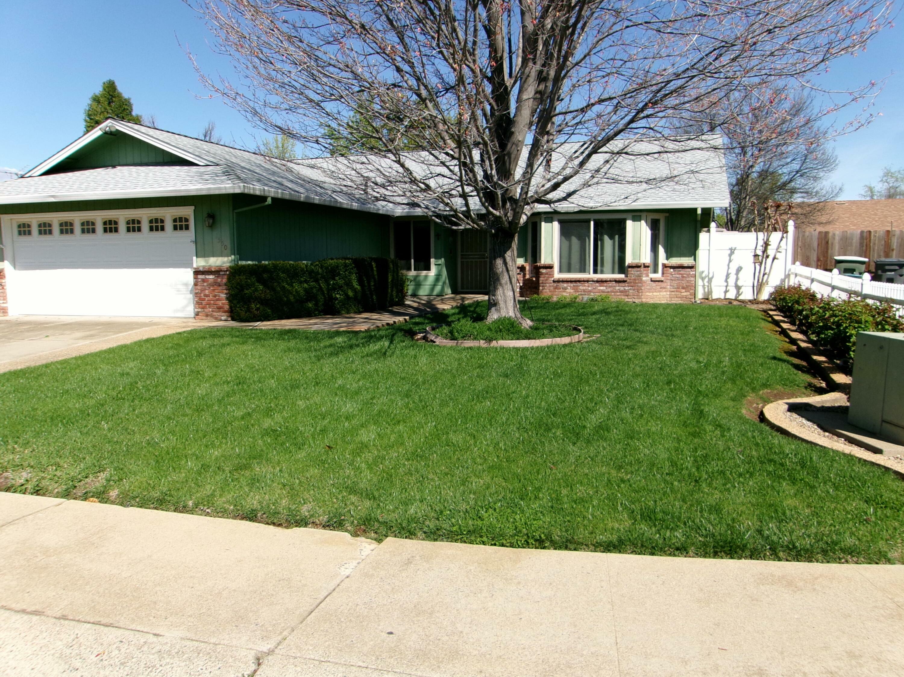 1550 Sterling Drive  Redding CA 96003 photo