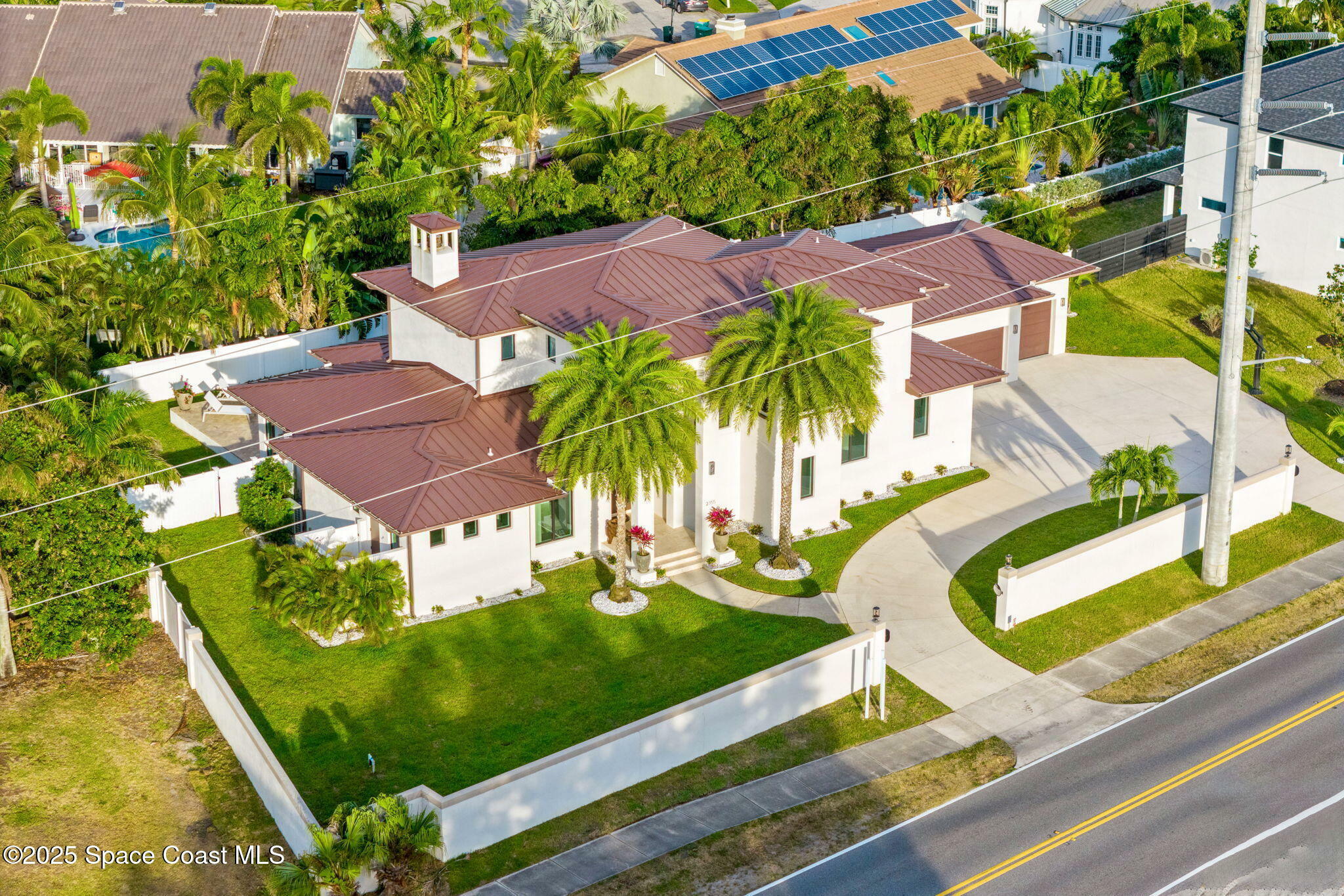 Property Photo:  2355 N Riverside Drive  FL 32903 