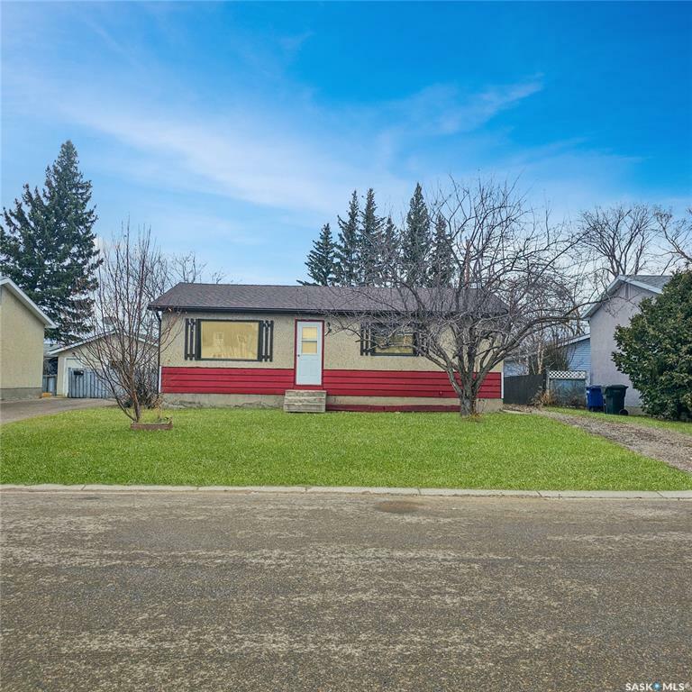 Property Photo: 519 Cochin Avenue SK S9X 1B4