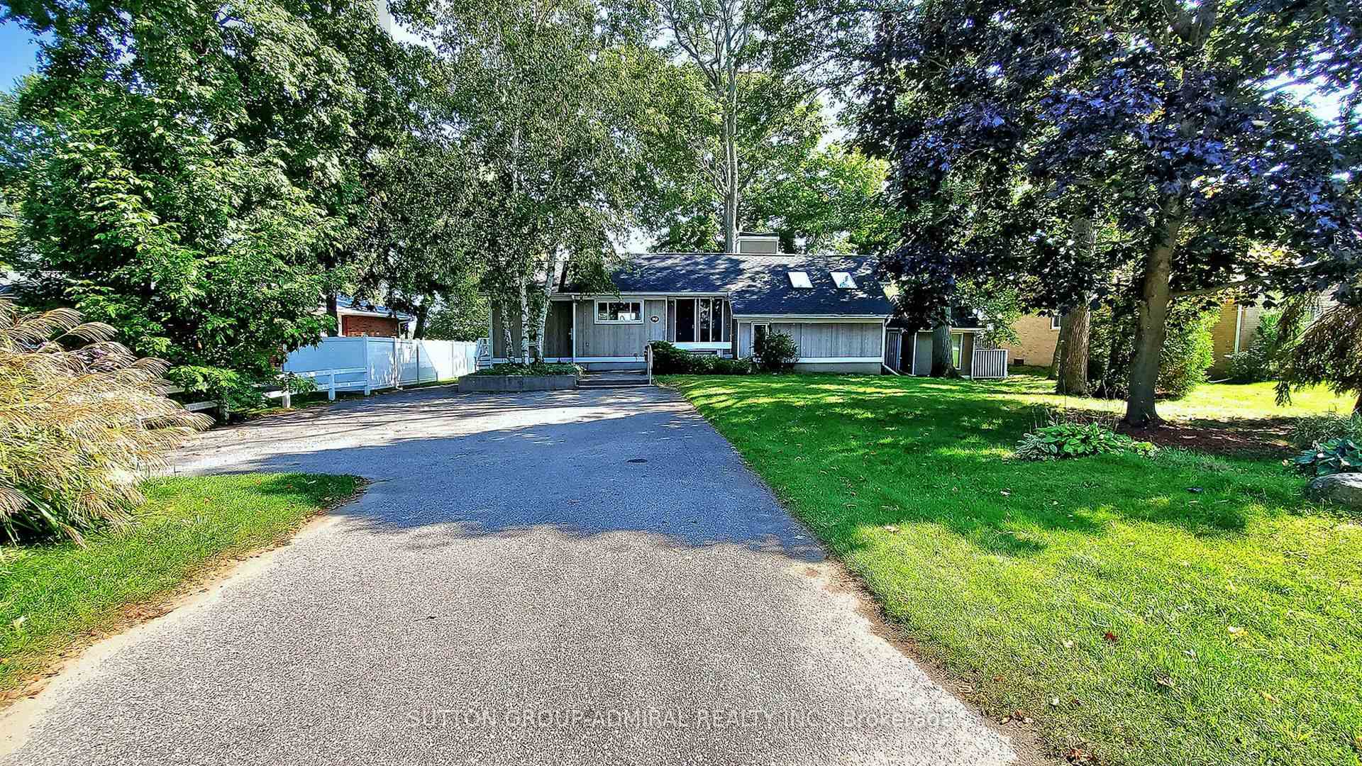 Property Photo:  743 Broadview Avenue  ON L3V 6P1 