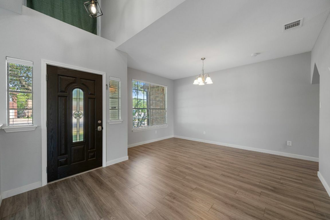 Property Photo:  3322 Silk Oak Drive  TX 78748 