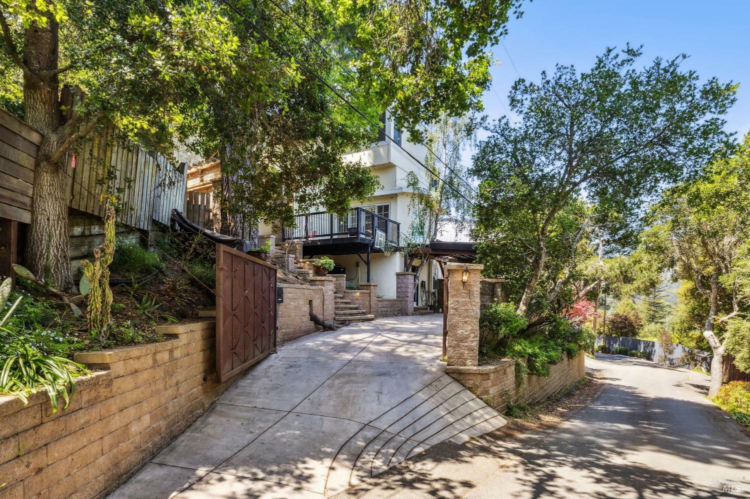 Property Photo: 466 Green Glen Way CA 94941