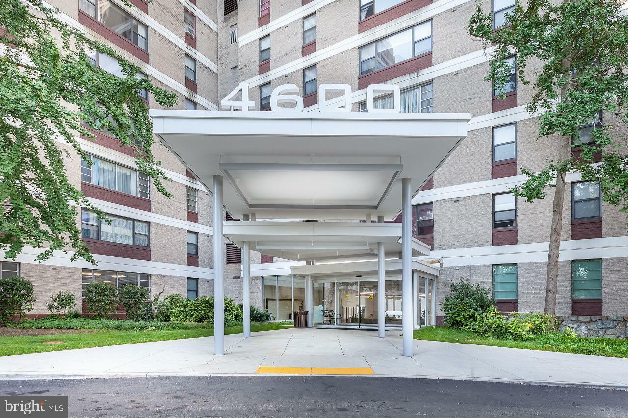 Property Photo: 4600 Duke Street 1018 VA 22304