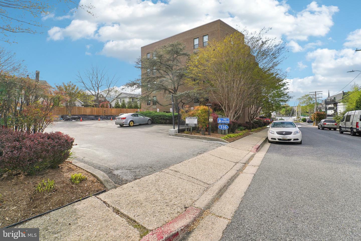 Property Photo:  316 Burnside Street 208  MD 21403 