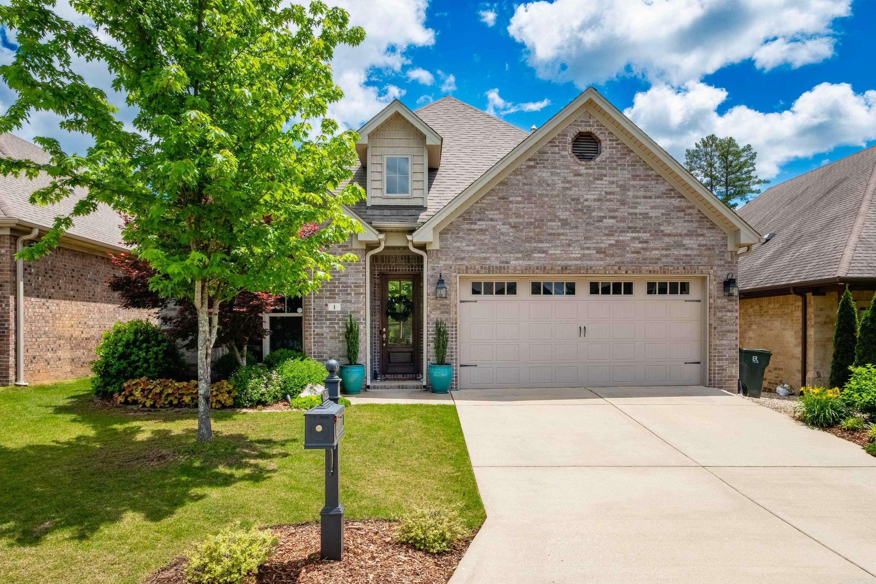 1 Creekwood Court  Little Rock AR 72223 photo