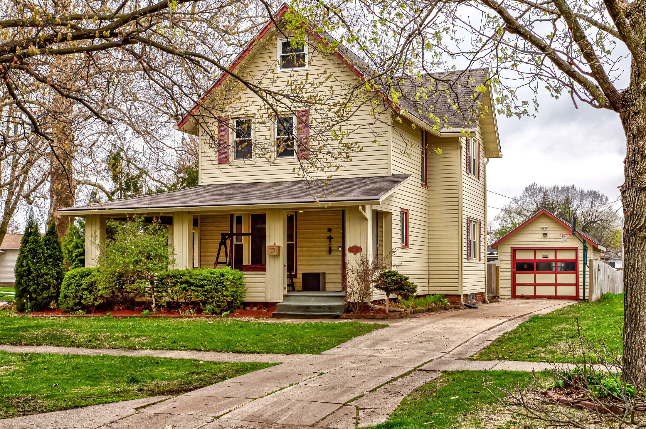 103 Cedar Street  Boone IA 50036 photo