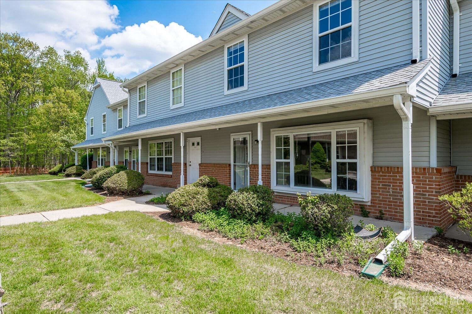 Property Photo:  922 Thomas Avenue  NJ 08902 