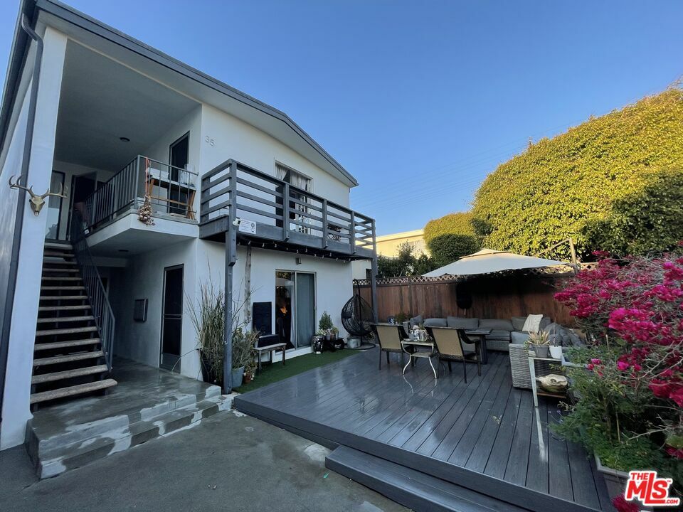 35 23rd Ave  Venice CA 90291 photo