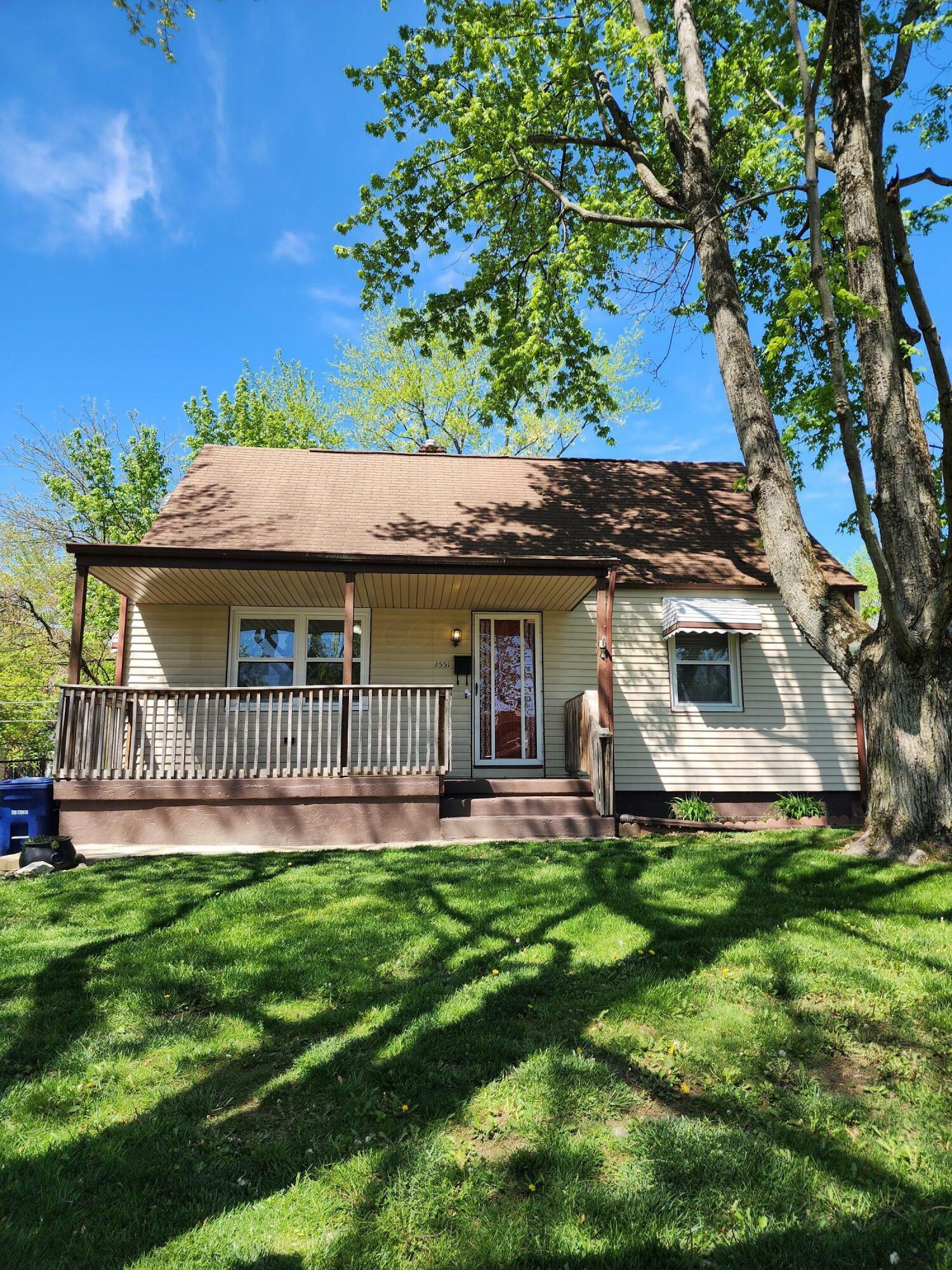 Property Photo: 3551 Dresden Street OH 43224