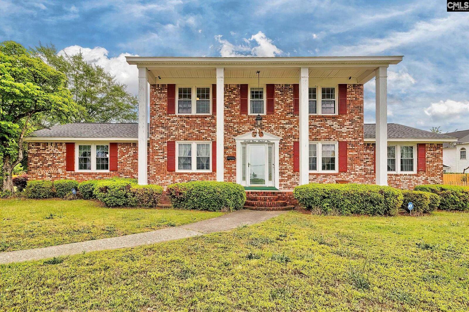 Property Photo:  7301 Mountainbrook  SC 29209-3225 