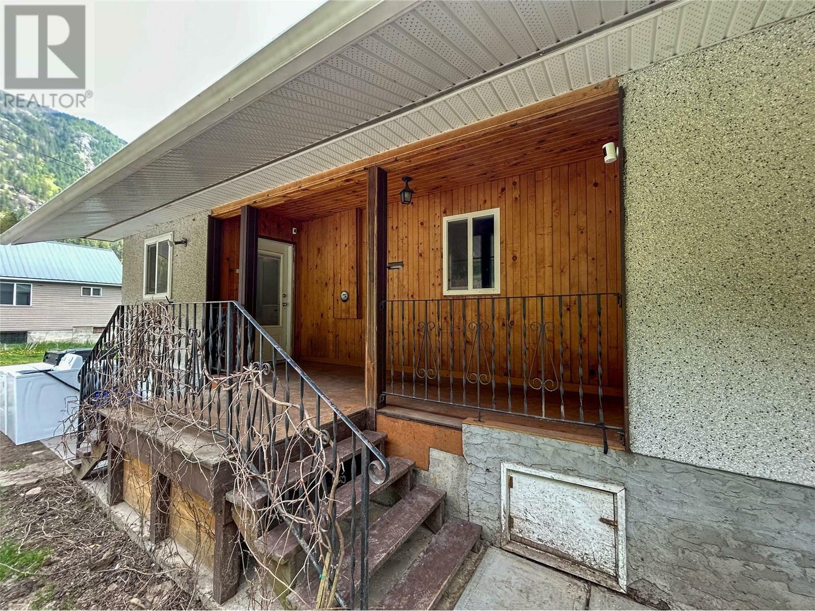 Property Photo: 1486 Pass Creek Road BC V1N 4S2