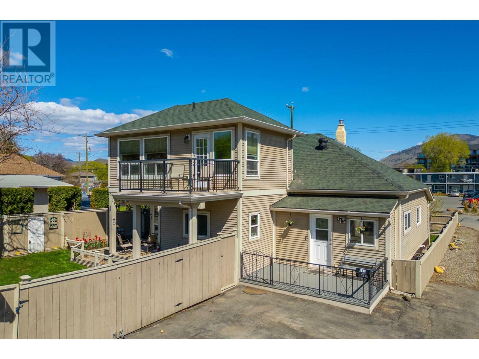 Photo de la propriété: 253 Royal Avenue BC V2B 3P4