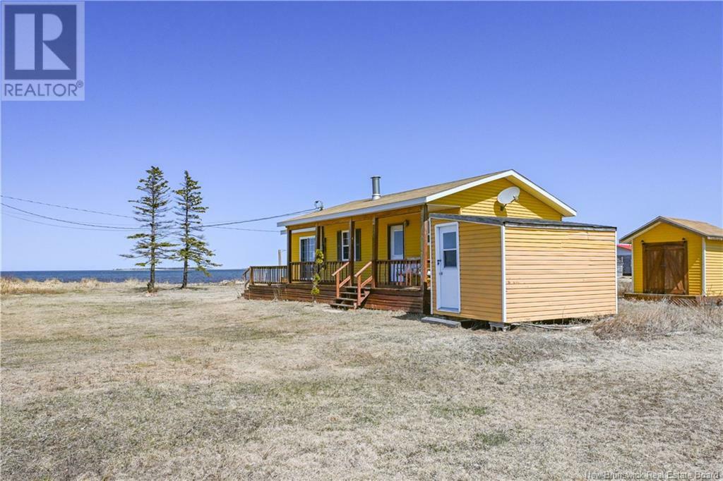 Property Photo:  2250 Rue De La Côte Street  NB E1W 5W5 