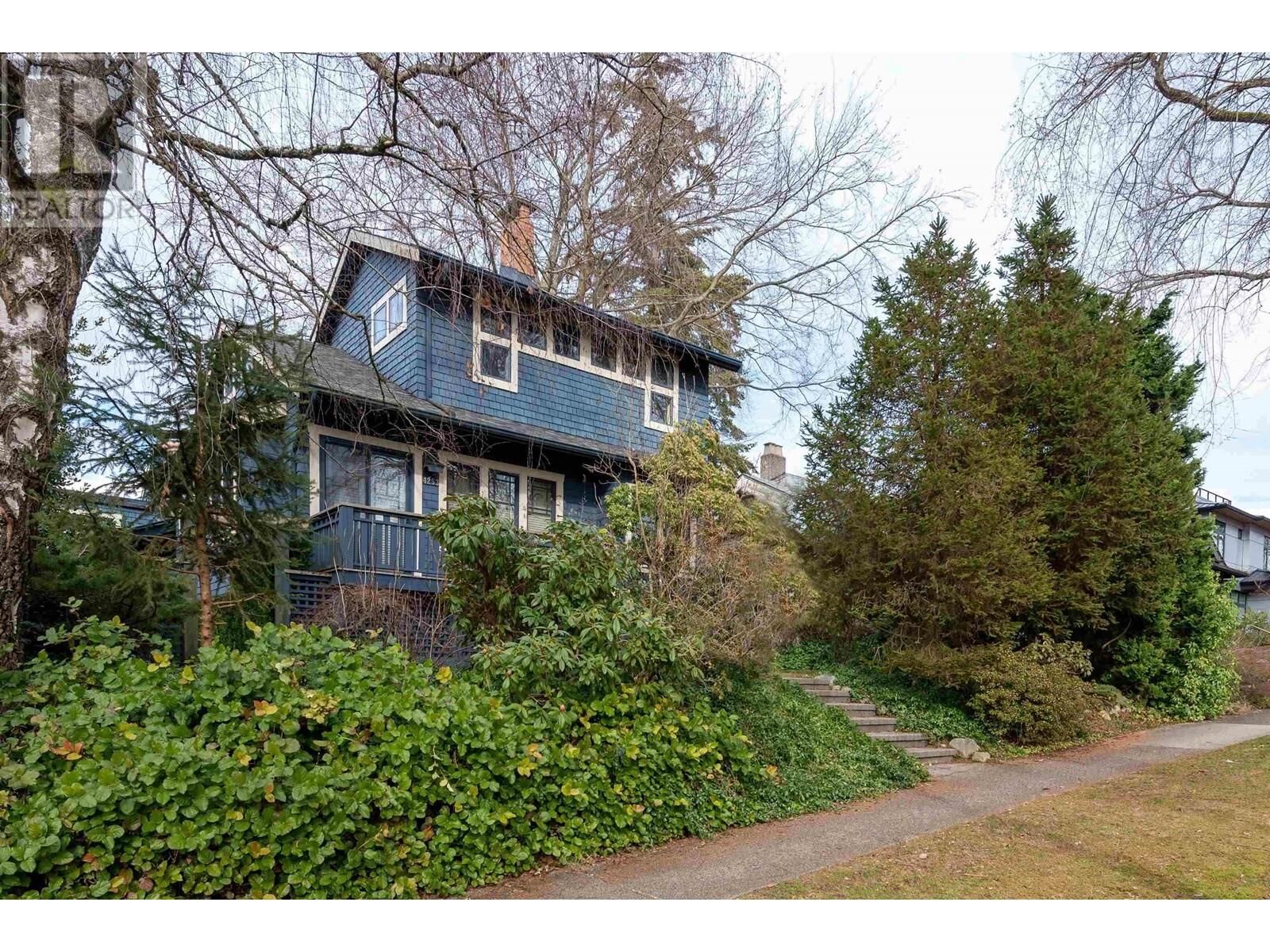 Property Photo: 4253 West 13th Avenue BC V6R 2T7
