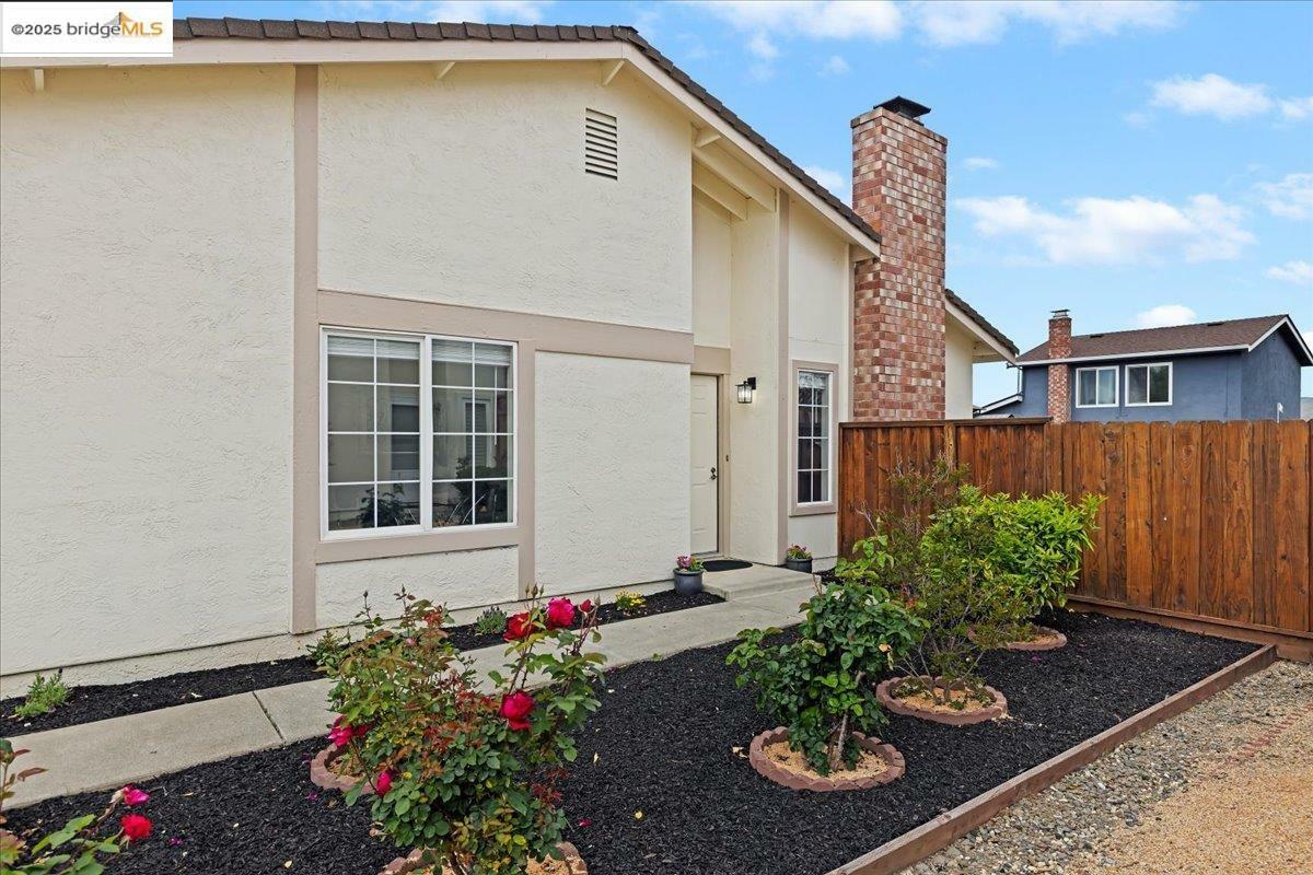 Property Photo: 4868 Scenic Ave CA 94551