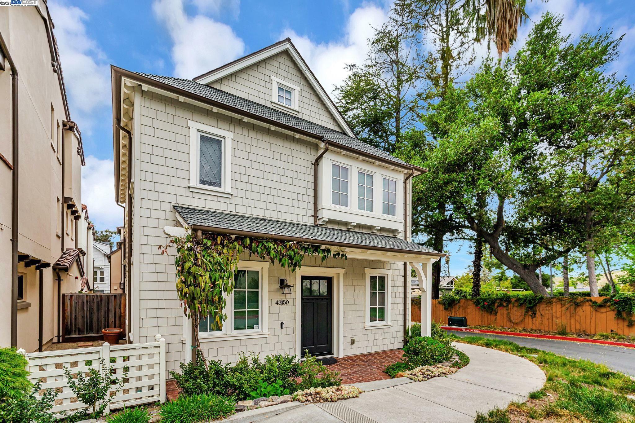 Property Photo: 43150 Calle Familia CA 94539